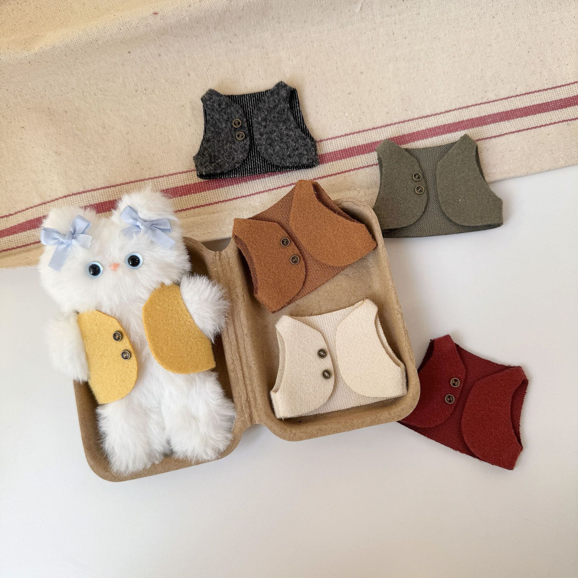1pc 10cm Blind Box Figure Clot - Vintage Collectible Figures reseña y precio