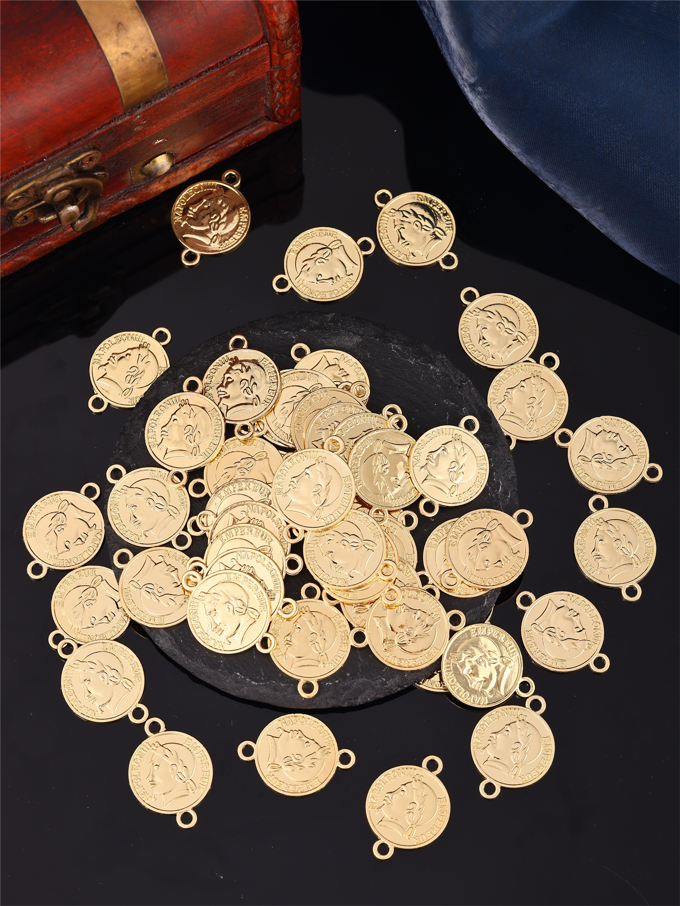 Coin-Shaped DIY Women's Robe A - Vintage Collectible Item reseña y precio