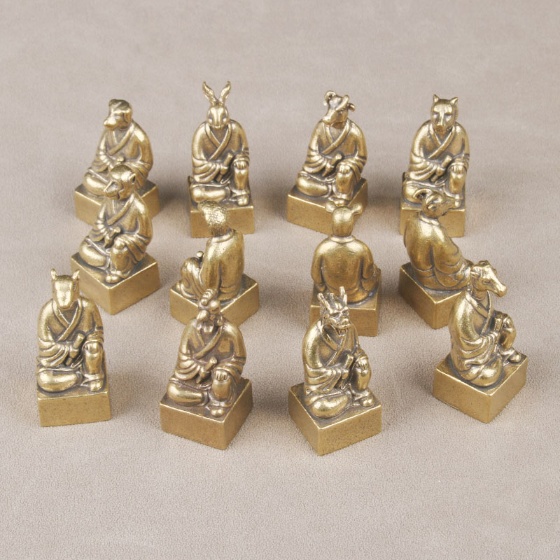 Vintage Brass 12 Zodiac Patron - Vintage Collectible Stamps reseña y precio